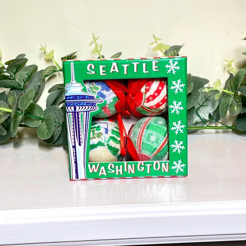 Seattle‎ Washington Space Needle Christmas 4 Ornament Set Holiday Gift Box